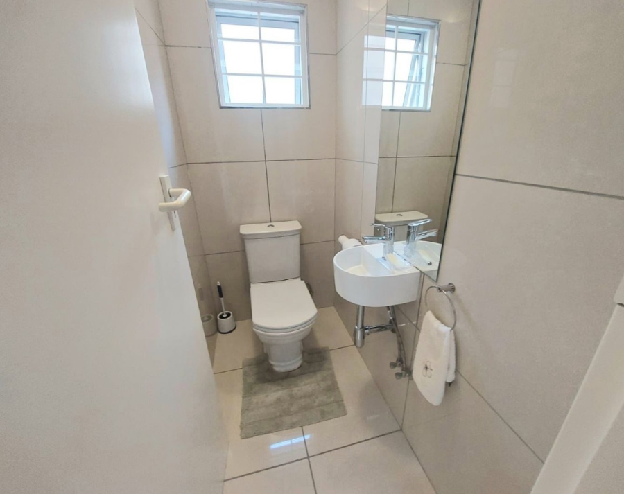 3 Bedroom Property for Sale in Beachfront Western Cape